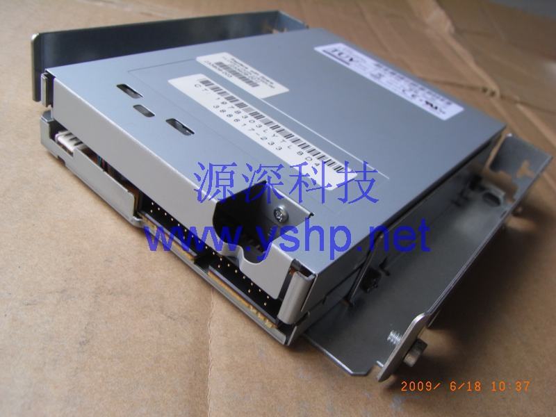上海源深科技 Shanghai   HP ProLiant ML350G4P ServerFloppy drive HP ML350 G4P 带架子Floppy drive 233409-001 高清图片