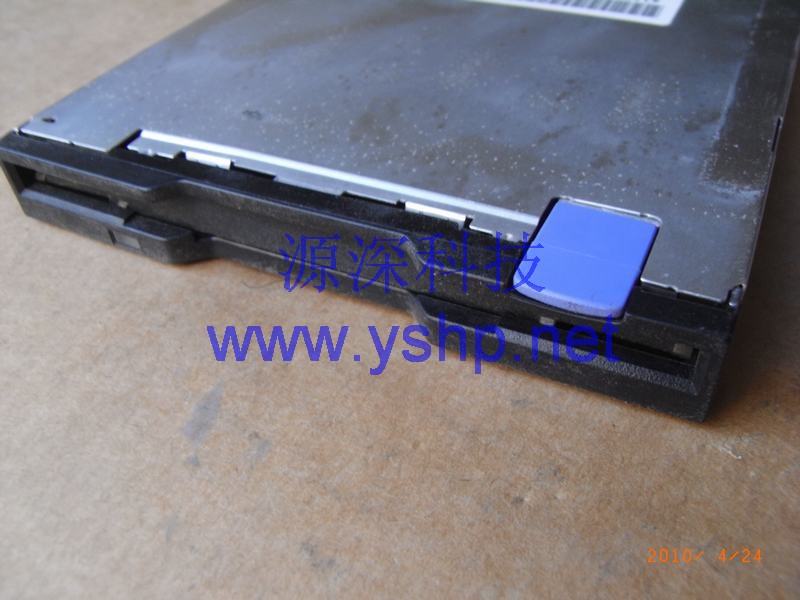 上海源深科技 Shanghai   IBM xSeries 365 ServerFloppy drive X365 Floppy drive 33P3329 36L8645 高清图片
