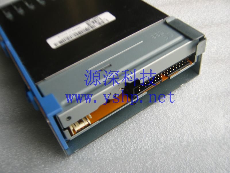 上海源深科技 Shanghai   DELL PowerEdge PE2900  Server内置Floppy drive GC153 高清图片