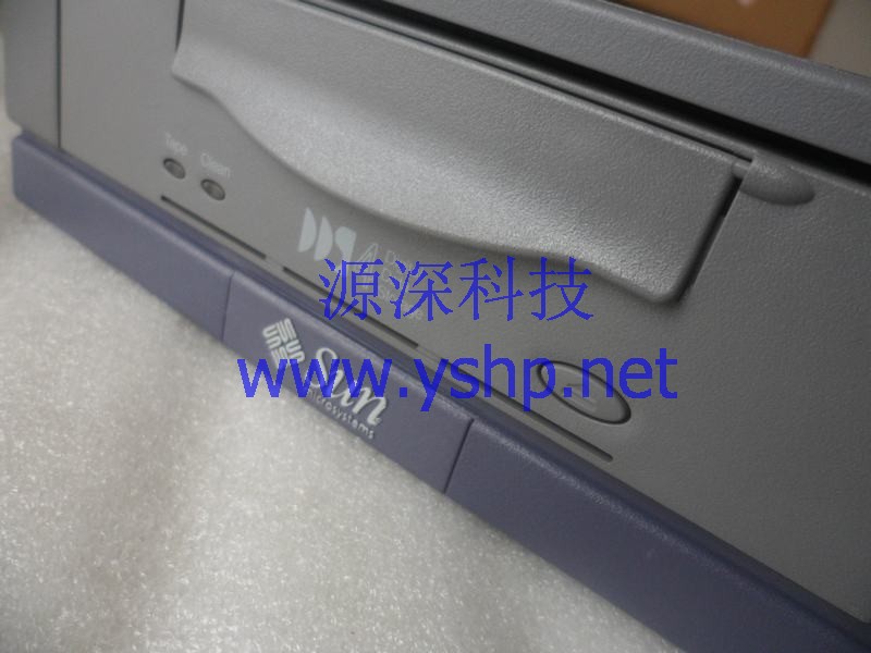 上海源深科技 Shanghai   SUN 原装 DDS-4 DDS4外置 Tape drive  599-2350-01 高清图片