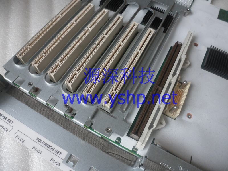 上海源深科技 Shanghai   IBM P570  Server   PCI-X扩展板 I/Omainboard 97P6644 高清图片