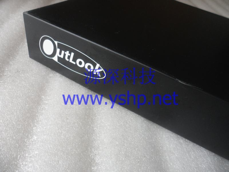 上海源深科技 Shanghai   IBM OUTLOOK 8口 PS/2 KVM 09N4291 09P4014 高清图片