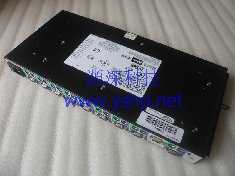 上海源深科技 Shanghai   IBM OUTLOOK 8口 PS/2 KVM 09N4291 09P4014 高清图片