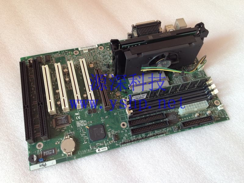 上海源深科技 Shanghai   Intel Slot1 mainboard 2*ISA 4*PCI 1*AGP 754558-304 SE440BX-2 高清图片